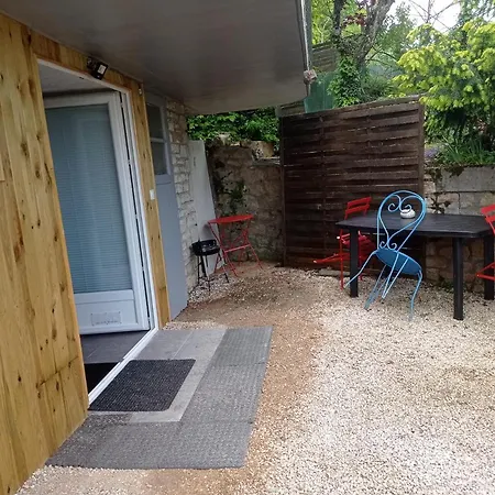 Appartement Rez De Chausse Gourdon-en-quercy Exterior photo